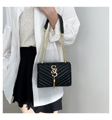 Bootara Women's Lattice Chain Satchel - Artisan-Quilted Crossbody with Signature Hardware