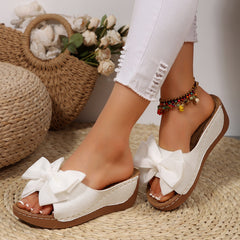 Bootara Women’s Liora Bow Flower Platform Wedge Slide Sandals – Peep-Toe Wide Strap Summer Slides (US 5–10.5)
