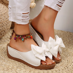 Bootara Women’s Liora Bow Flower Platform Wedge Slide Sandals – Peep-Toe Wide Strap Summer Slides (US 5–10.5)