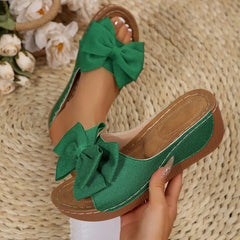 Bootara Women’s Liora Bow Flower Platform Wedge Slide Sandals – Peep-Toe Wide Strap Summer Slides (US 5–10.5)