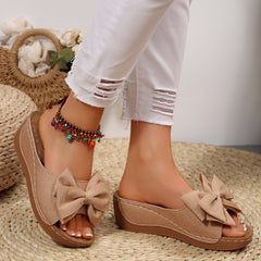 Bootara Women’s Liora Bow Flower Platform Wedge Slide Sandals – Peep-Toe Wide Strap Summer Slides (US 5–10.5)