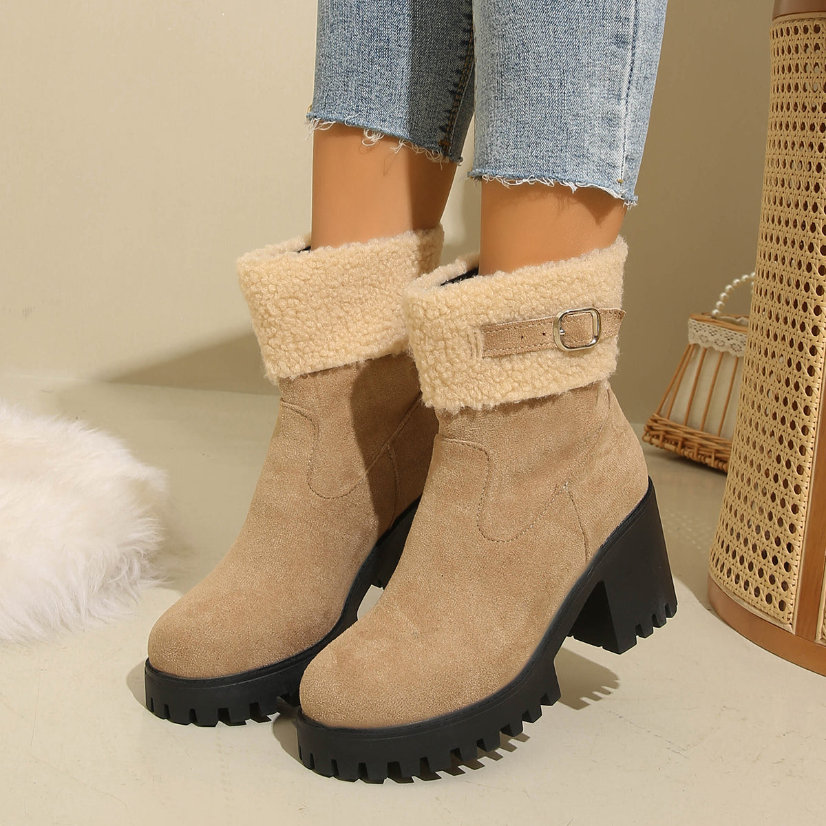 Bootara Women's Plush Fleece Lined Snow Boots - Chunky Heel Ankle Winter Fashion Boots (US 4-10)