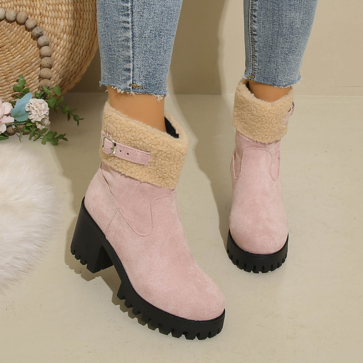 Bootara Women's Plush Fleece Lined Snow Boots - Chunky Heel Ankle Winter Fashion Boots (US 4-10)