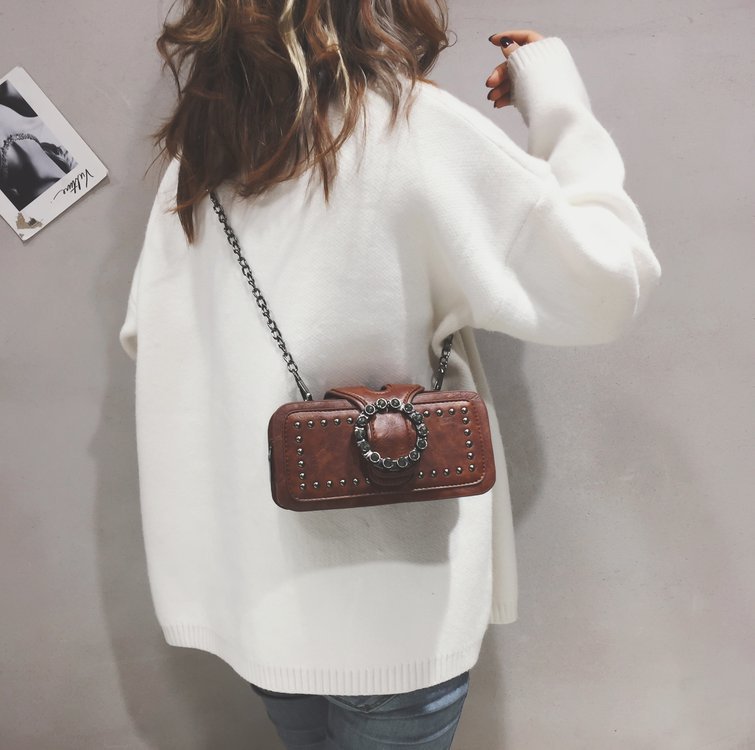 Bootara Women’s Vintage Rhinestone Chain Crossbody Bag - Mini Square Purse with Magnetic Closure