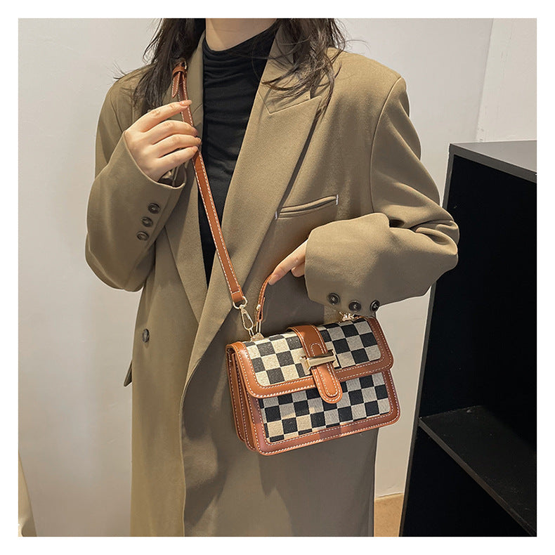 Bootara Women’s Stylish Houndstooth Checkered Crossbody Bag - Compact Square Shoulder Bag for Everyday Use