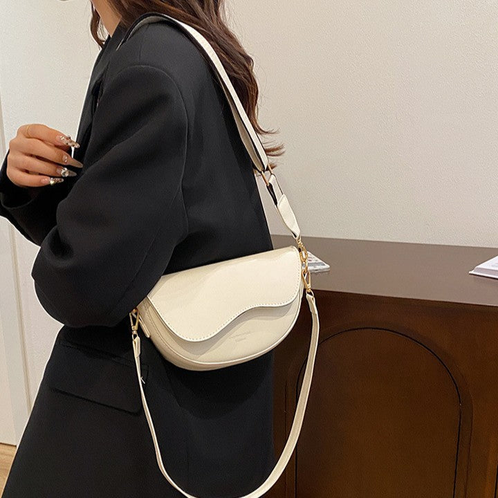 Bootara Women’s Vintage Saddle Crossbody Bag – Minimalist Underarm Shoulder Purse