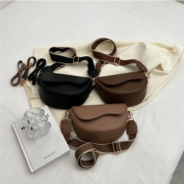 Bootara Women’s Vintage Saddle Crossbody Bag – Minimalist Underarm Shoulder Purse