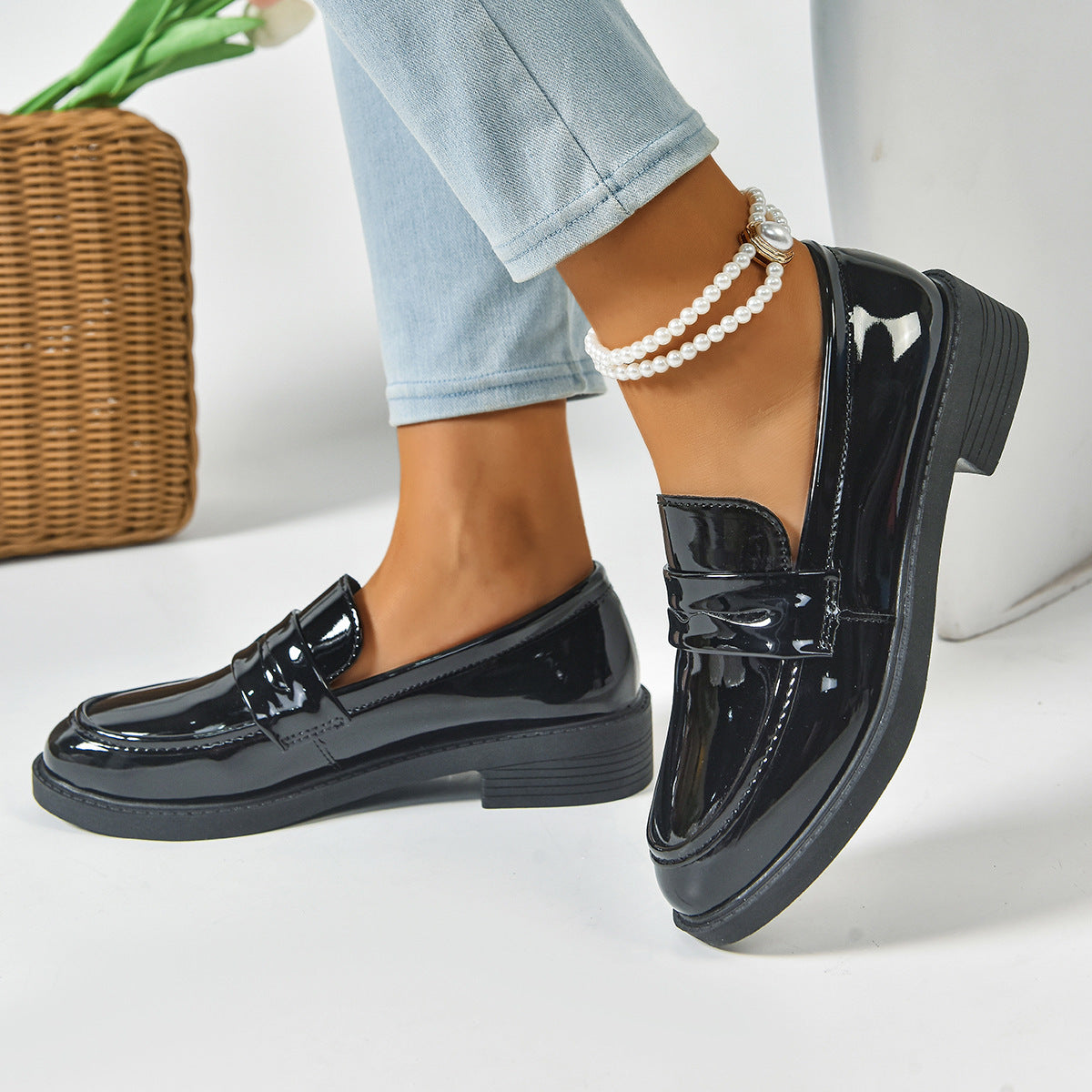 Bootara Women's Plus Size Gloss Chunky Heel Loafers Lacquer-Finish Slip-Ons