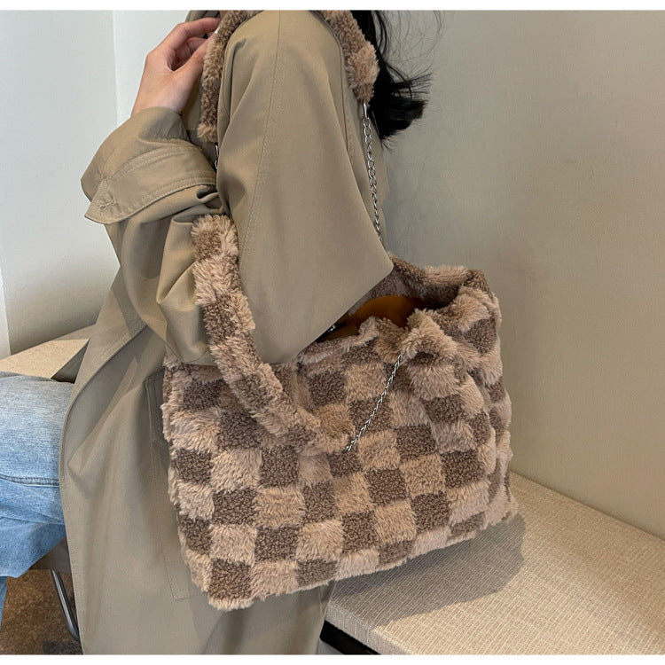 Bootara Women's Large-Capacity Plush Handbag | Trendy Quilted Chain Shoulder Bag with Patchwork Design