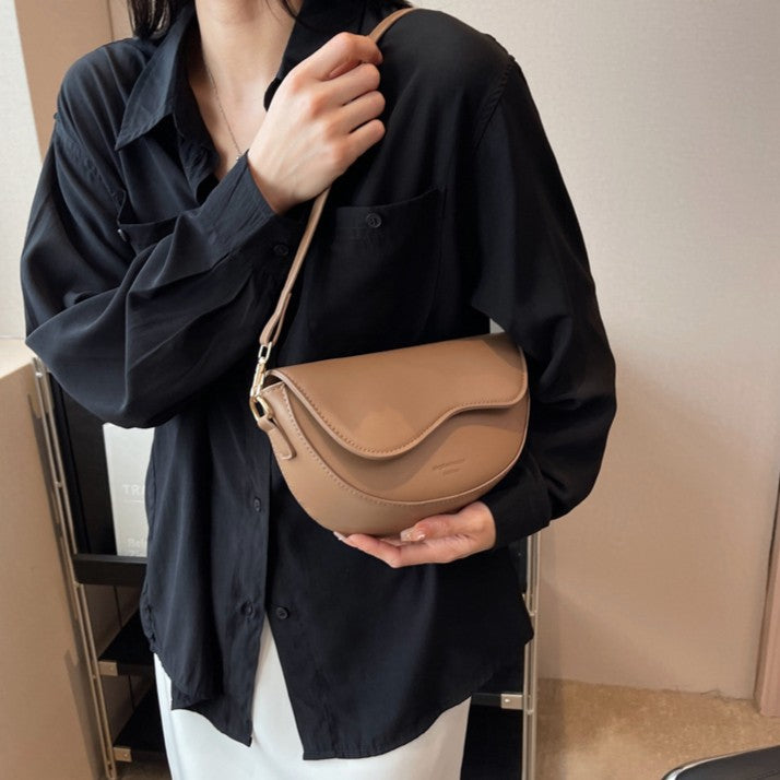 Bootara Women’s Vintage Saddle Crossbody Bag – Minimalist Underarm Shoulder Purse