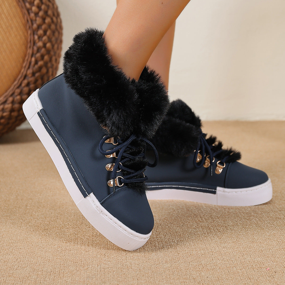 Bootara Women's Heritage Plush Snow Boot - Platform Winter Boots with Faux Fur Lining & Classic Lace-Up Design (US 5-10.5)