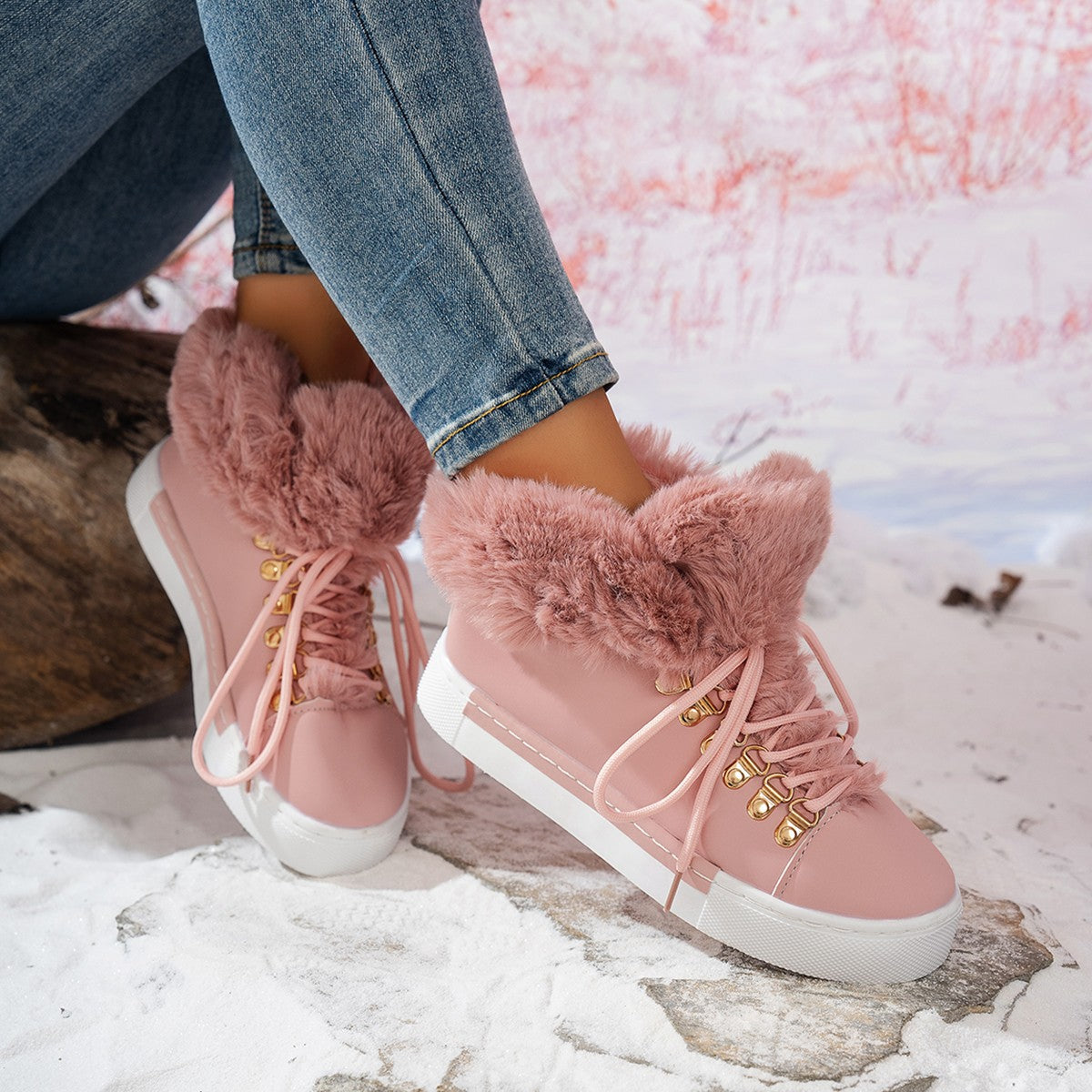 Bootara Women's Heritage Plush Snow Boot - Platform Winter Boots with Faux Fur Lining & Classic Lace-Up Design (US 5-10.5)