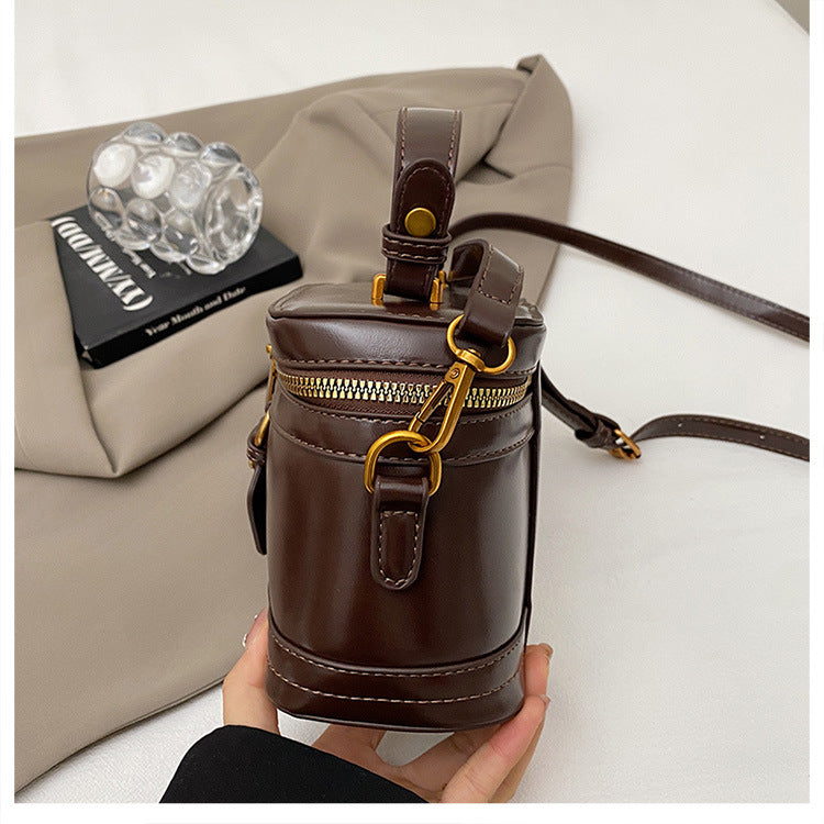 Bootara Women’s Premium Vintage Bucket Bag - Retro Chic Top Handle Crossbody Purse for Stylish Casual Use