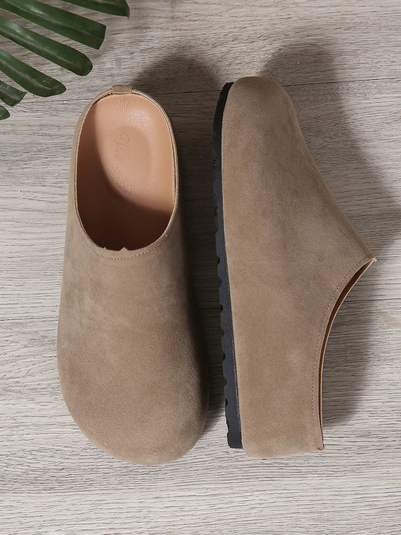 Bootara Women's Plus Size Suede Mules Casual Slip-On Closed-Toe Spring Loafers Anti-Slip Backless Slippers