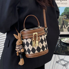 Bootara Women‘s Artisan Quilted Crossbody Bag Vintage Bunny Charm Bucket Tote