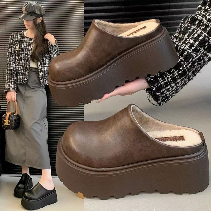 Bootara Women's Wren Fleece-Lined Clog Mules – Chunky Platform Closed-Toe Slip-On Shoes (US 4–8.5)