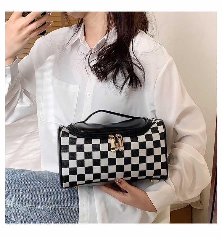 Bootara Women's Large Checkered Makeup Organizer – Oversized Travel Toiletry Bag with Zippered Pockets & Detachable Strap | Waterproof Patchwork Cosmetic Case