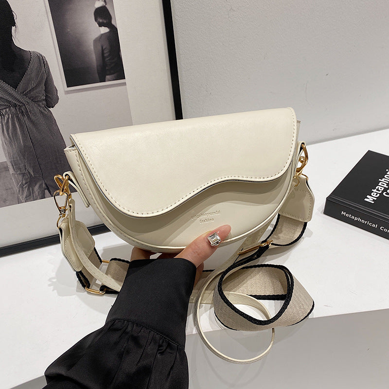 Bootara Women’s Vintage Saddle Crossbody Bag – Minimalist Underarm Shoulder Purse