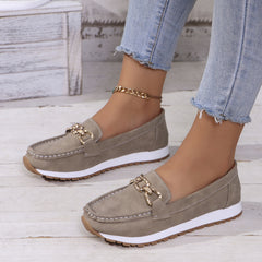 Bootara 2025 Women's Plus Size Flat Loafers Metal Chain Thick-Soled Casual Shoes New Style