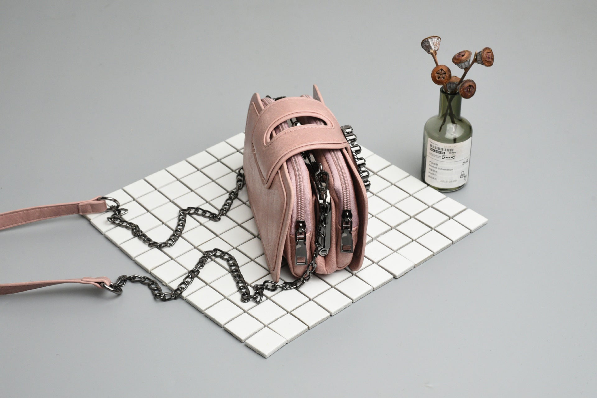 Bootara Women’s Vintage Rhinestone Chain Crossbody Bag - Mini Square Purse with Magnetic Closure