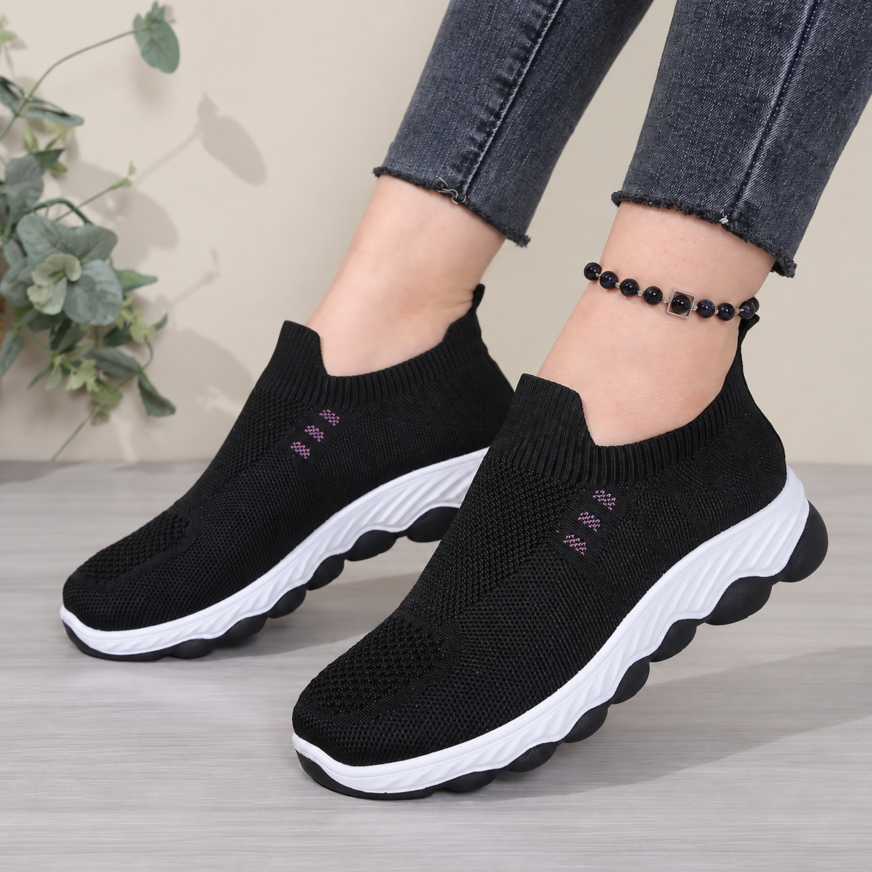 Bootara Avenleigh Black knit slip-on sneakers - detail 3