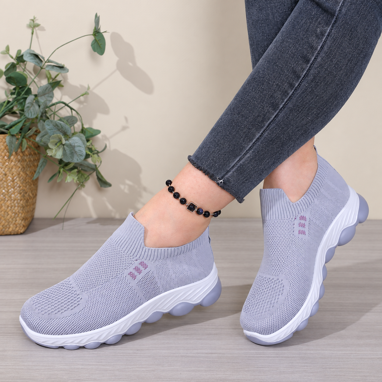 Bootara Avenleigh Gray knit slip-on sneakers - detail 1