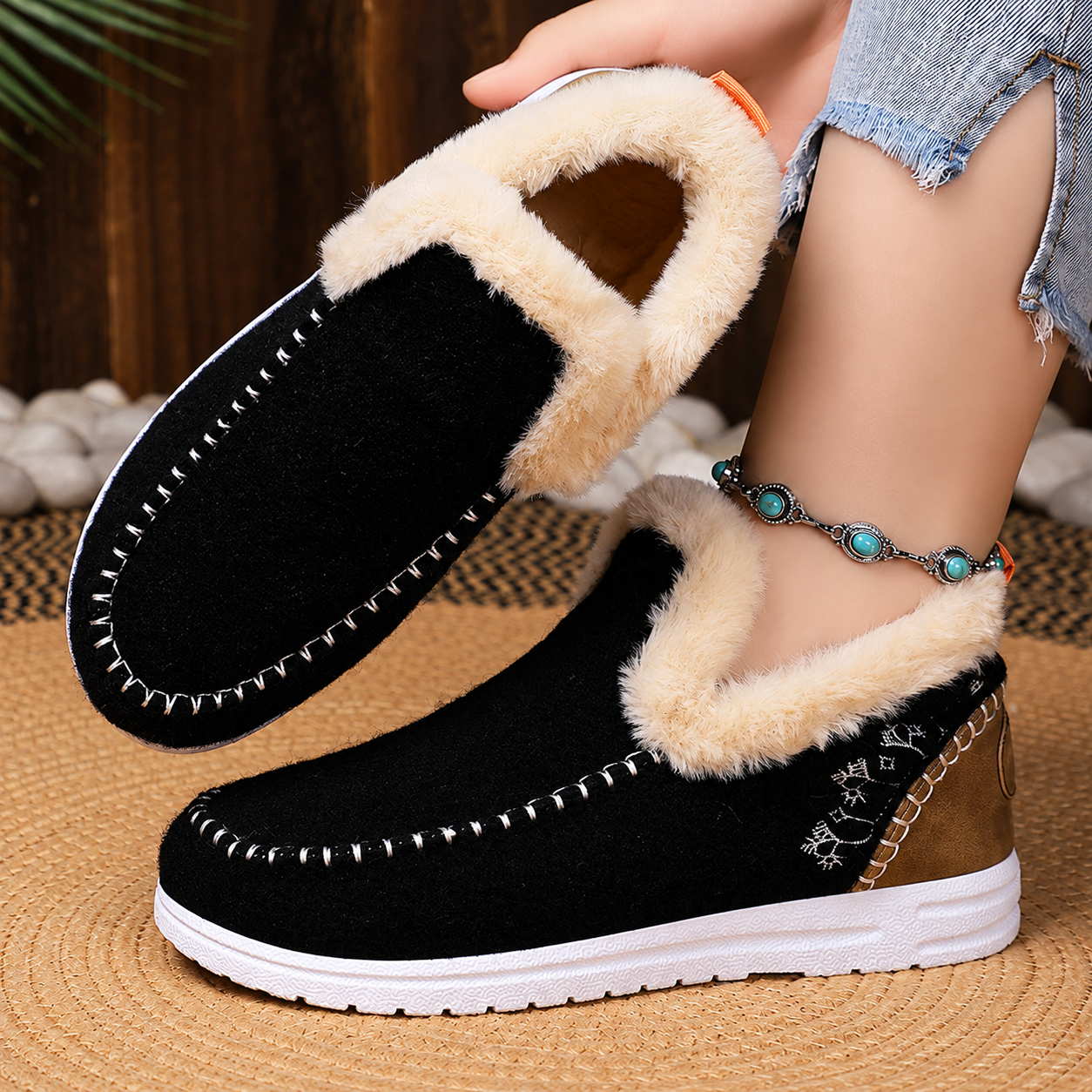 Bootara Wrenvale Black faux fur lined moccasins - detail 1