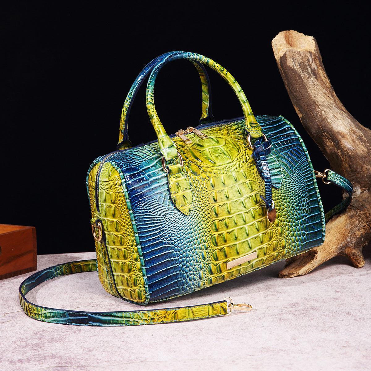 Bootara Women's Vintage Crocodile-Embossed Crossbody Bag – Travel-Ready Underarm Handbag