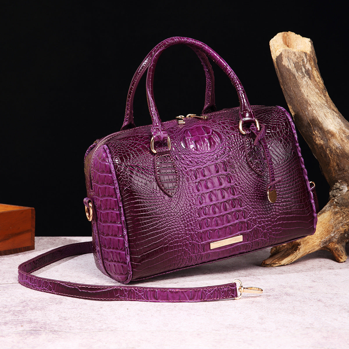 Bootara Women's Vintage Crocodile-Embossed Crossbody Bag – Travel-Ready Underarm Handbag