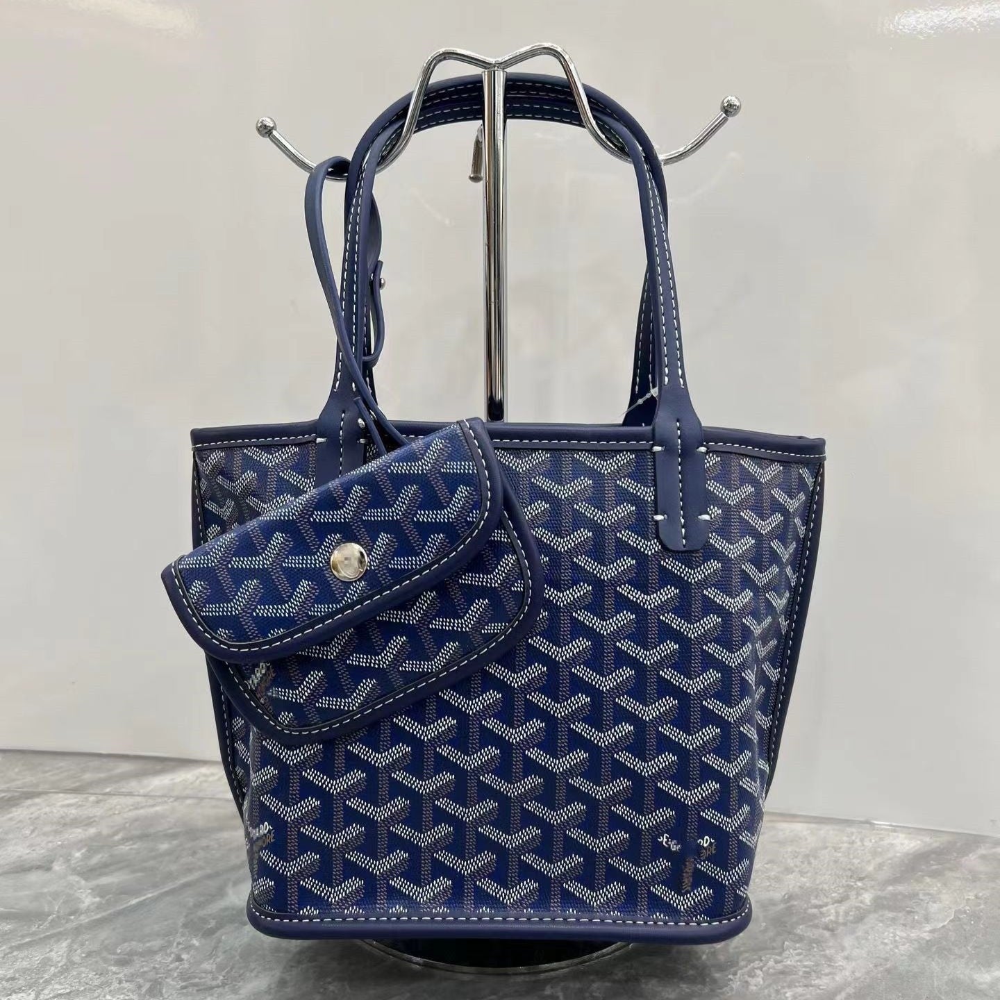 Bootara Women’s Reversible Chevron Mini Satchel — Dual-Sided Artisan-Woven Tote with Top Handle & Convertible Strap